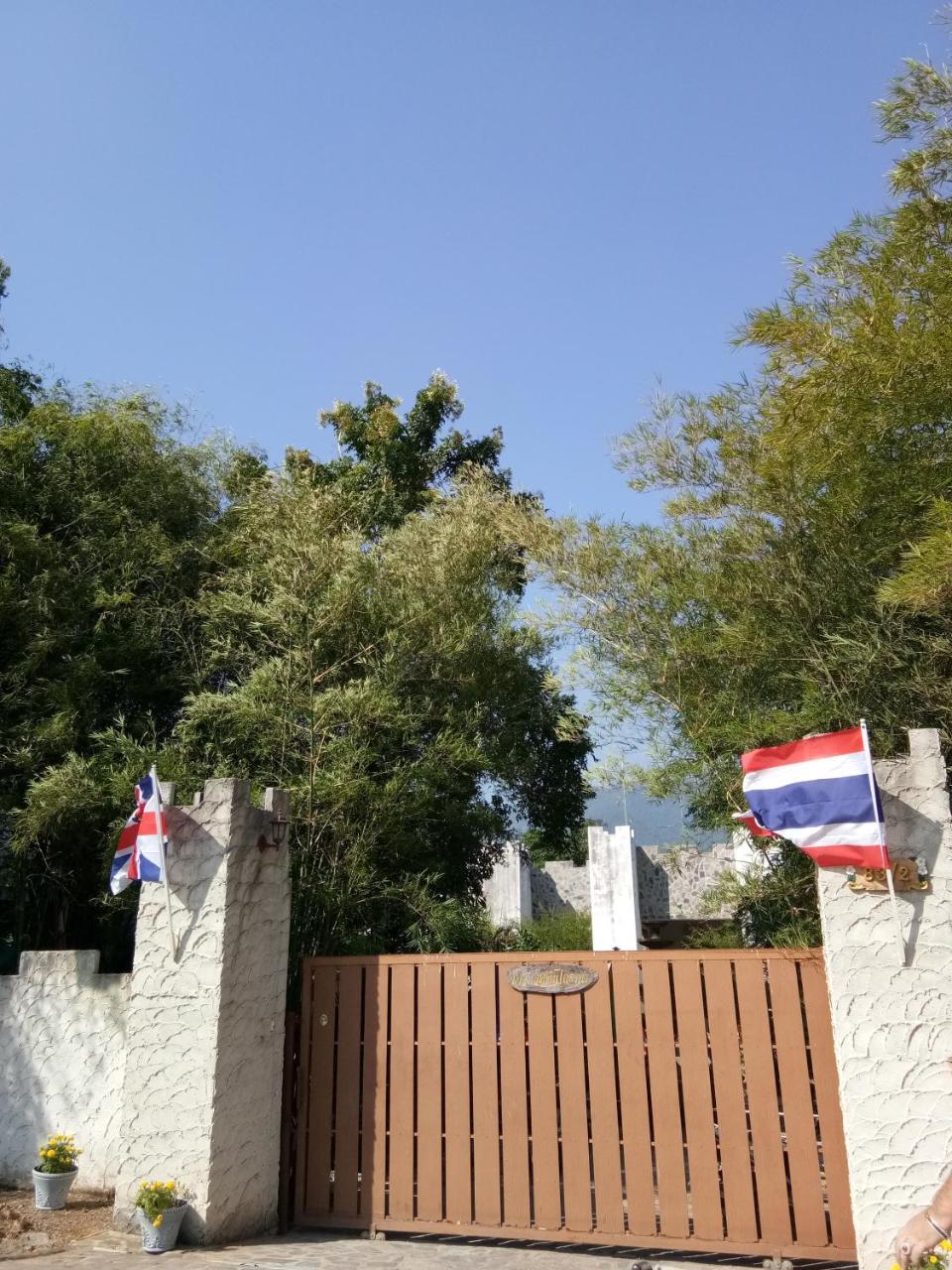 Thai Castle Resort Ban Thap Sila Exterior photo